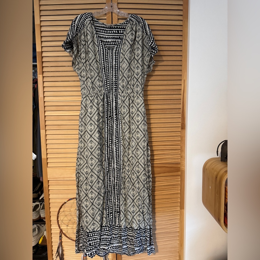 Lucky Brand Geometric Black and Cream Maxi Dress